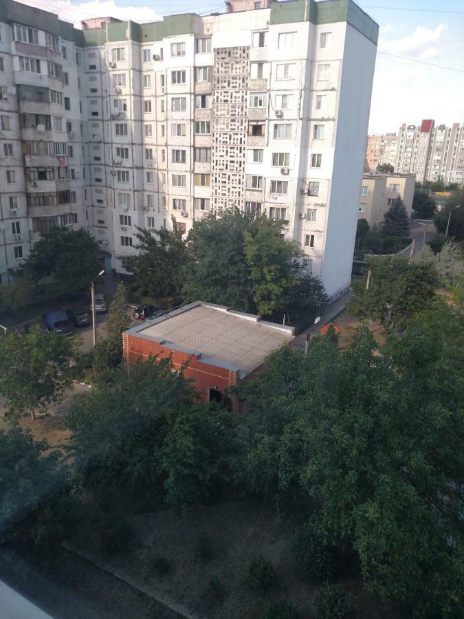 Двокімнатна Квартира Yuzhne Ngoại thất bức ảnh